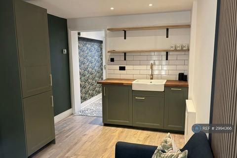 1 bedroom semi-detached house to rent, Church Road, Bow Brickhill, Milton Keynes, MK17