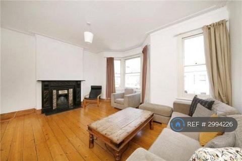 3 bedroom flat to rent, Hubert Grove, London, SW9