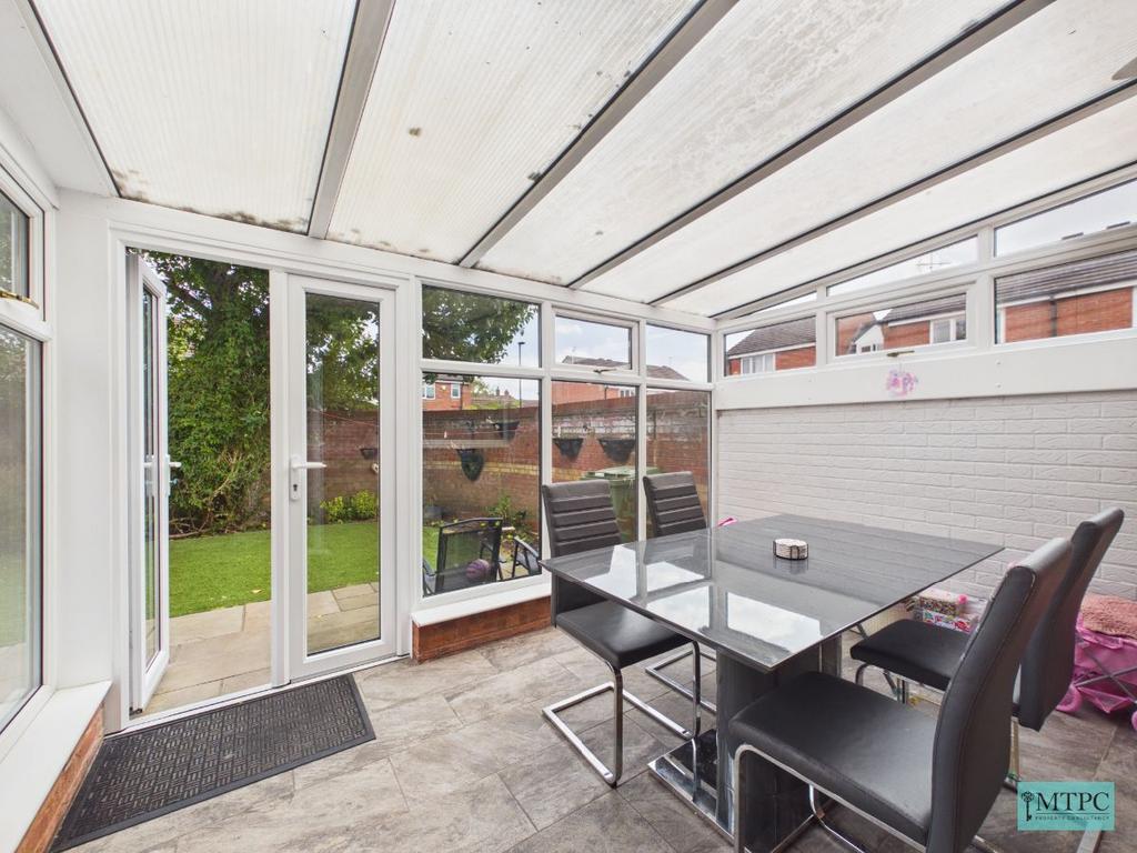 House in York, Knapton, Chapelfields - View 4