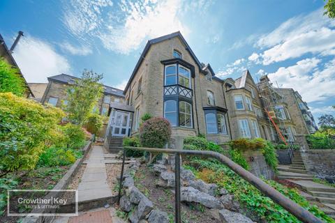 3 bedroom maisonette for sale, Hartington Road, Buxton