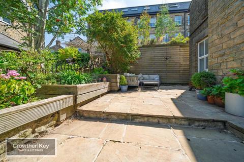 3 bedroom maisonette for sale, Hartington Road, Buxton