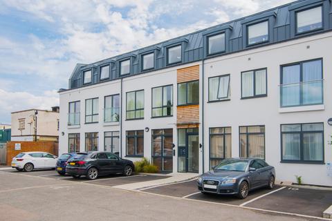 2 bedroom flat to rent, Bardolph Road, Richmond TW9