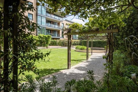 2 bedroom flat for sale, Pavilion Apartments, 34 St. John's Wood Road, St John's Wood, London, NW8