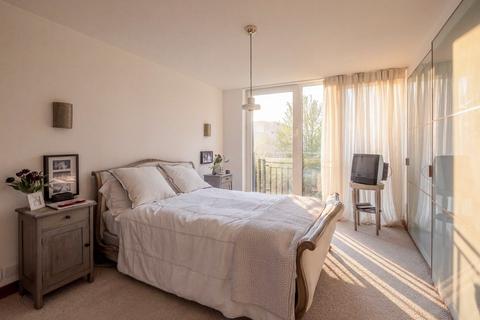 2 bedroom flat for sale, Pavilion Apartments, 34 St. John's Wood Road, St John's Wood, London, NW8