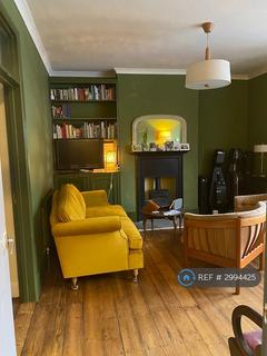 2 bedroom maisonette to rent, Kitchener Road, Thornton Heath, CR7