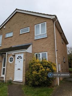 2 bedroom semi-detached house to rent, Field Avenue, Canterbury, CT1