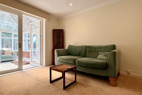 2 bedroom detached bungalow for sale, St. Marys Crescent, Tickhill, Doncaster