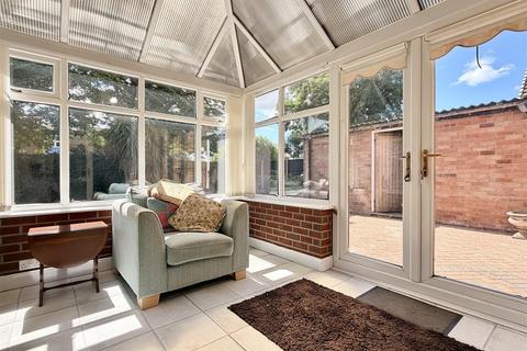 2 bedroom detached bungalow for sale, St. Marys Crescent, Tickhill, Doncaster