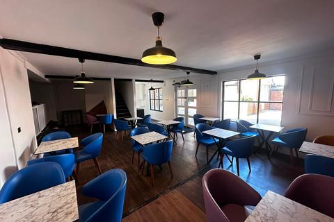 Restaurant to rent, Cornwall Pl Buckingham MK18 1SB