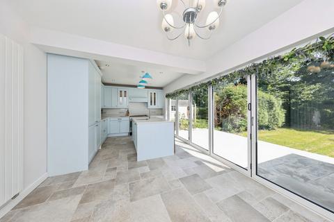 4 bedroom detached house for sale, Bronwydd Road, Carmarthenshire SA31