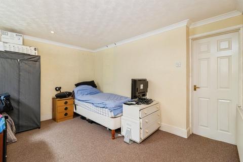 undefined, Woodville Road, Torquay