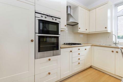 3 bedroom semi-detached house to rent, Ravenswood Court, Kingston Upon Thames KT2