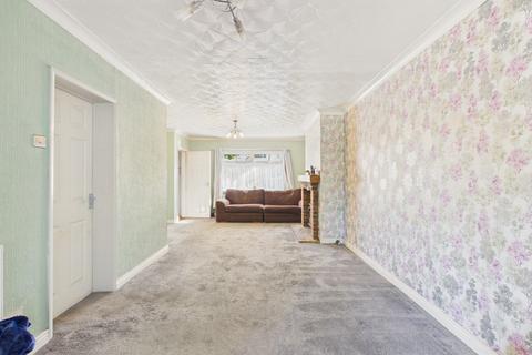 4 bedroom end of terrace house for sale, Lime Tree Avenue, Hull, East Riding Of Yorkshire, HU8 8QD