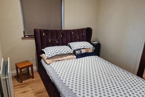 1 bedroom flat to rent, Hornchurch RM12