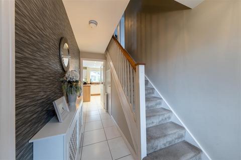 4 bedroom detached house for sale, Lynchet Road, Malpas