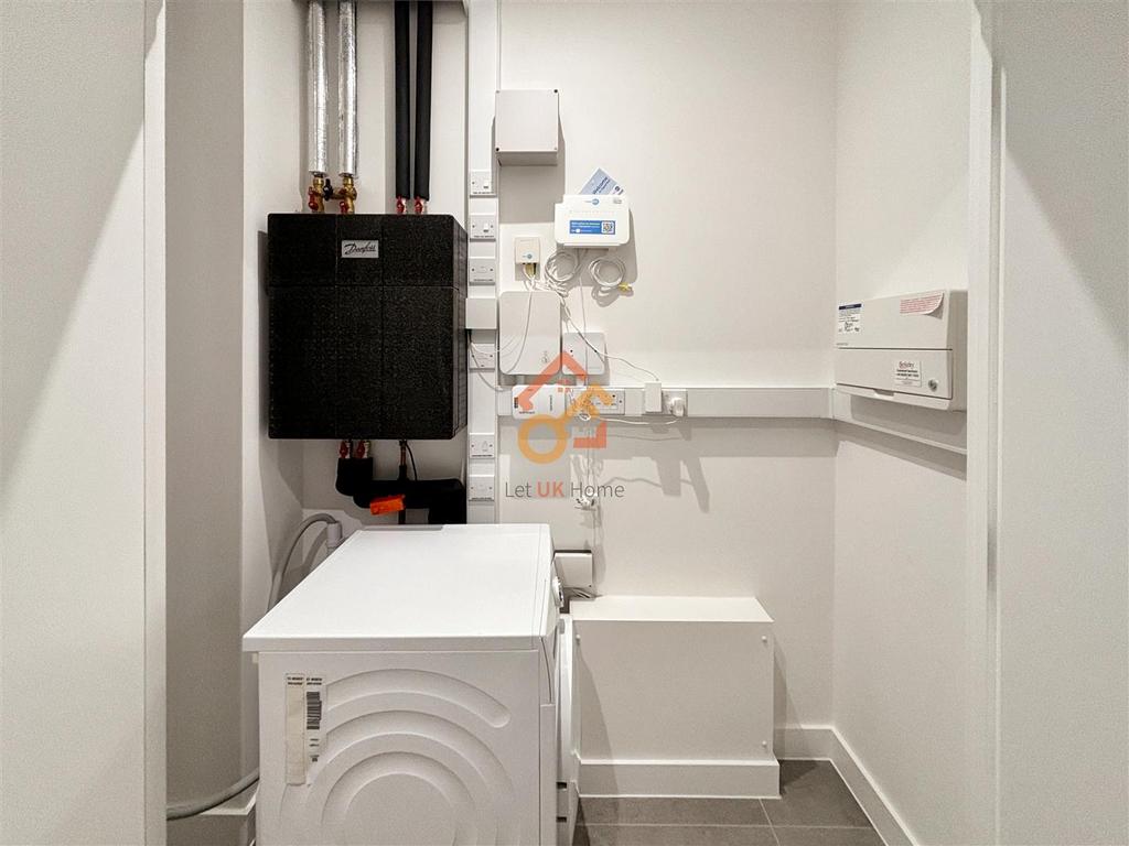 Apartment in London - View 5