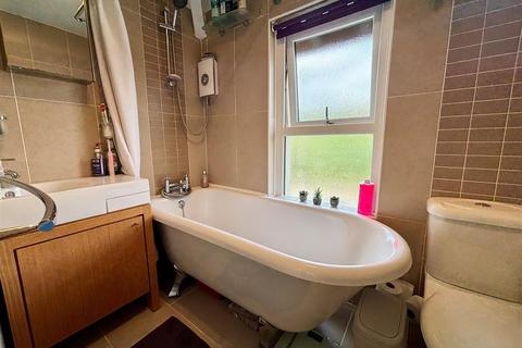 3 bedroom detached house for sale, New Mills Road, High Peak SK22