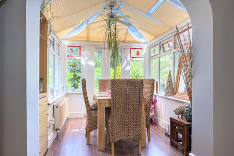3 bedroom end of terrace house for sale, Brighouse, Brighouse HD6