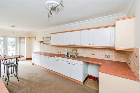 3 bedroom semi-detached house for sale, Avon Road, Southampton