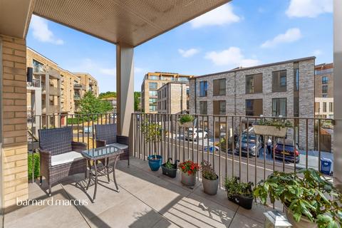 2 bedroom flat for sale, Harewood Avenue, London