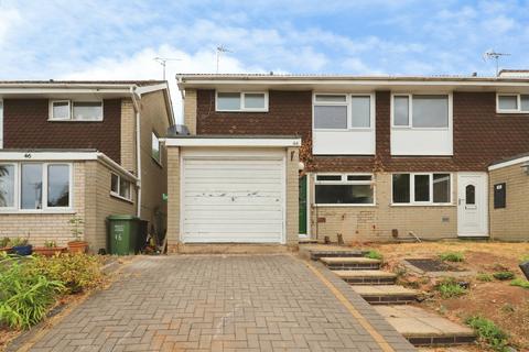 3 bedroom semi-detached house for sale, Ferndale Crescent, KIDDERMINSTER, Worcestershire, DY11