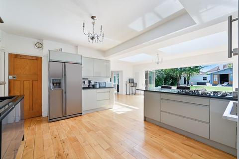 6 bedroom detached house for sale, West Hill, Epsom