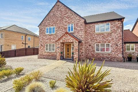 4 bedroom detached house for sale, George Way, Chatteris, PE16