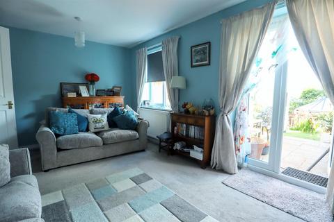 3 bedroom end of terrace house for sale, Hectors Way, Oakham LE15