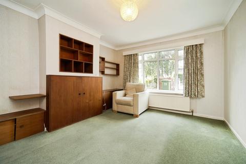 3 bedroom semi-detached house for sale, West Lea Gardens, Leeds