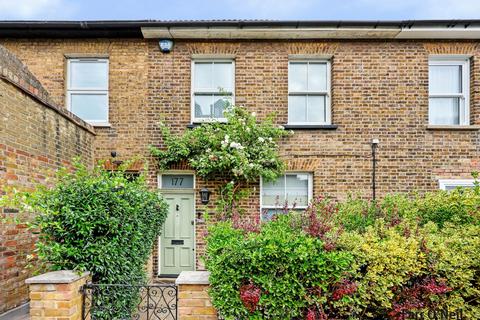 2 bedroom terraced house for sale, Queens Road, Buckhurst Hill, IG9