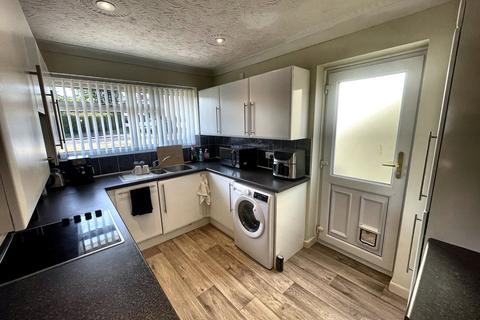 2 bedroom detached bungalow to rent, Edgebury, Woolavington TA7
