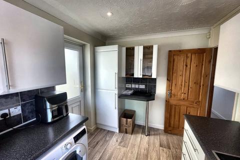 2 bedroom detached bungalow to rent, Edgebury, Woolavington TA7