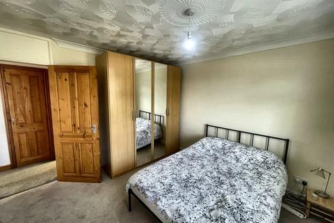 2 bedroom detached bungalow to rent, Edgebury, Woolavington TA7