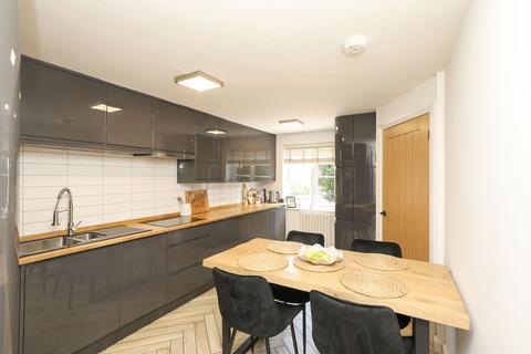 4 bedroom townhouse for sale, Halfway Close, Sheffield S20