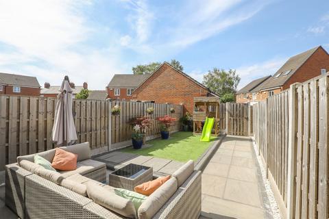 4 bedroom townhouse for sale, Halfway Close, Sheffield S20