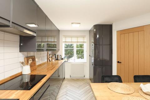 4 bedroom townhouse for sale, Halfway Close, Sheffield S20