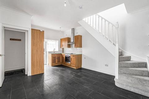 2 bedroom end of terrace house to rent, Victoria Retreat, Leckhampton, Cheltenham, Gloucestershire, GL50