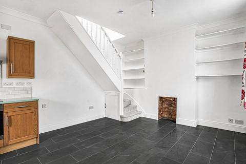 2 bedroom end of terrace house to rent, Victoria Retreat, Leckhampton, Cheltenham, Gloucestershire, GL50