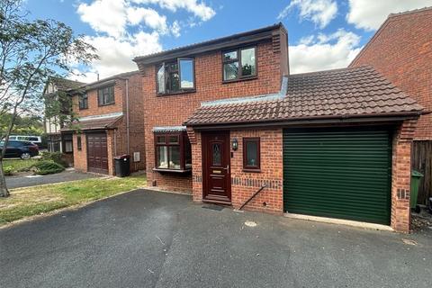 3 bedroom detached house to rent, Lower Wood, The Rock, Telford, Shropshire, TF3