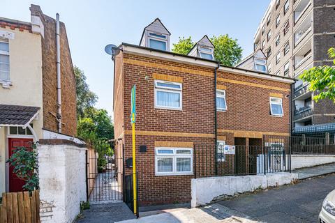 3 bedroom semi-detached house for sale, Harrington Hill, Clapton, E5, Clapton, London, E5