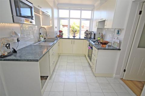 4 bedroom detached house for sale, Manor Road, New Milton, Hampshire, BH25