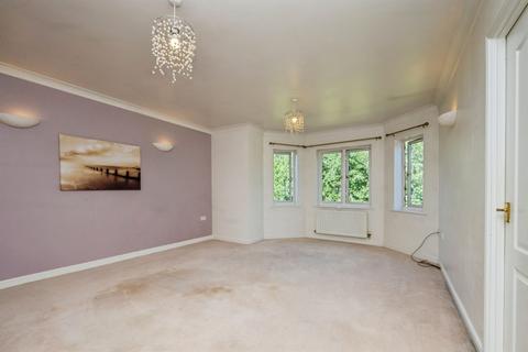 2 bedroom apartment for sale, Stratford Gardens, Bromsgrove
