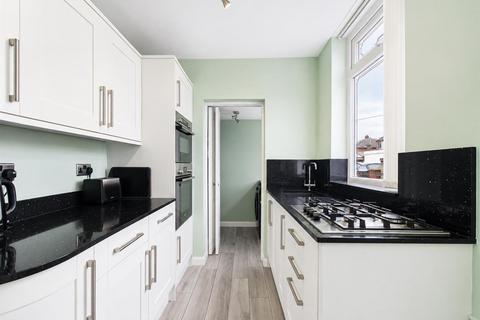3 bedroom terraced house for sale, Featherstone Lane, Pontefract WF7