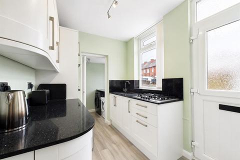 3 bedroom terraced house for sale, Featherstone Lane, Pontefract WF7