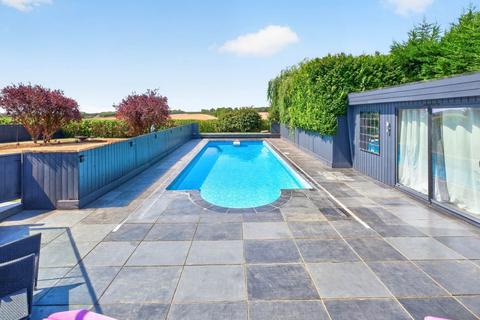 4 bedroom detached house for sale, Treacle Lane, Rushden, Baldock
