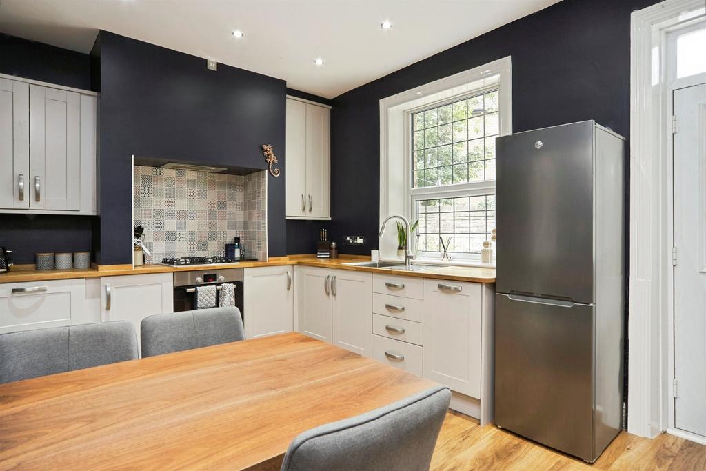 House in Leeds, Windmill Hill, Stanningley - View 5