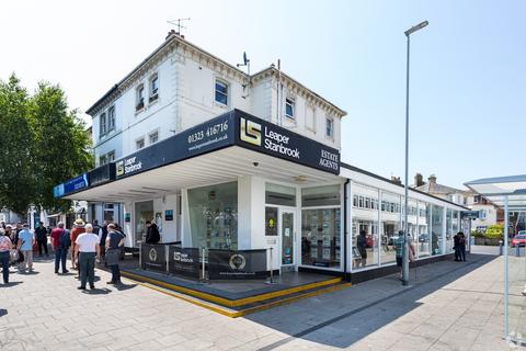 Retail property (high street) for sale, 5 Gildredge Rd Eastbourne BN21 4RB