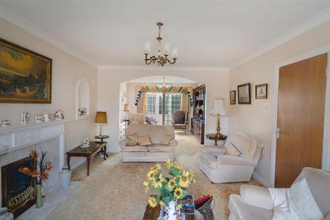 5 bedroom detached house for sale, Syke Green, Leeds LS14