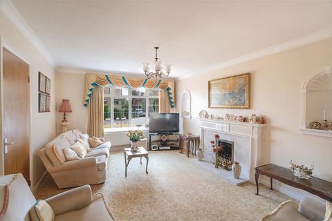 5 bedroom detached house for sale, Syke Green, Leeds LS14