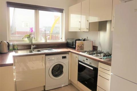 3 bedroom link detached house to rent, Trem Y Bae, Penarth